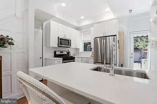 18 Randolph Pl NW, Washington, DC 20001 - Photo 9