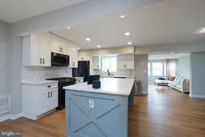 2425 Skyland Place SE, Washington, DC 20020 - Photo 7