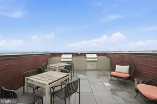 37 L St SE, Washington, DC 20003 - Photo 29