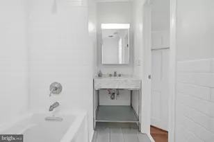 1430 Swann St NW, Washington, DC 20009 - Photo 19