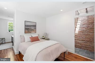 315 11th Street SE, Washington, DC 20003 - Photo 17