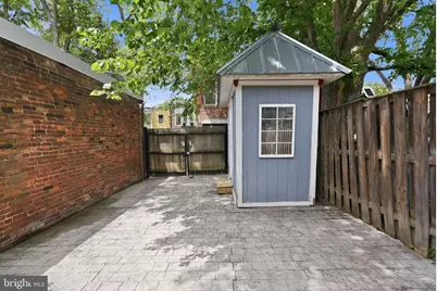 315 11th Street SE, Washington, DC 20003 - Photo 31
