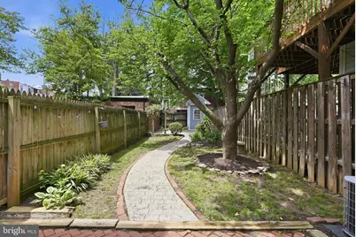 315 11th Street SE, Washington, DC 20003 - Photo 29