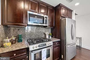 1228 4th St NW, Washington, DC 20001 - Photo 21