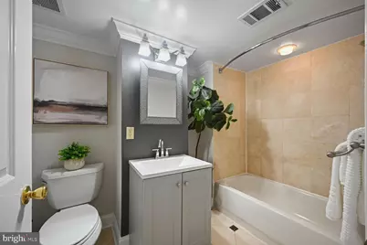 1832 Calvert Street NW #1, Washington, DC 20009 - Photo 23