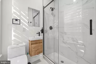 1905 New Hampshire Ave NW, Washington, DC 20009 - Photo 21