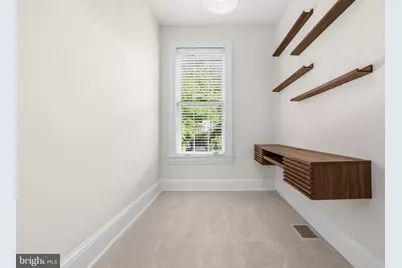 1905 New Hampshire Avenue NW, Washington, DC 20009 - Photo 29
