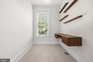 1905 New Hampshire Ave NW, Washington, DC 20009 - Photo 29