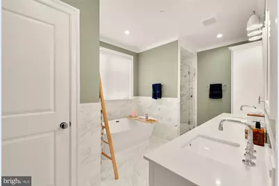 5537 Hawthorne Place NW, Washington, DC 20016 - Photo 71