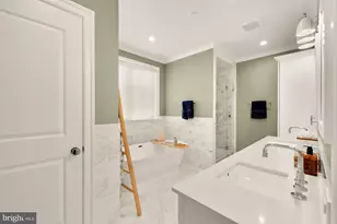5537 Hawthorne Pl NW, Washington, DC 20016 - Photo 71