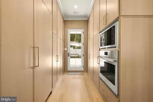 5537 Hawthorne Pl NW, Washington, DC 20016 - Photo 39