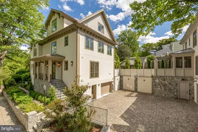 5537 Hawthorne Place NW, Washington, DC 20016 - Photo 3