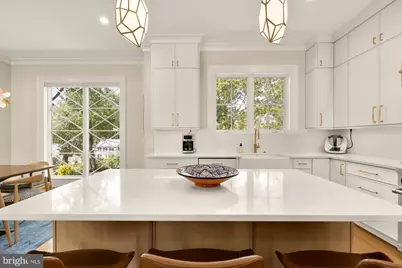 5537 Hawthorne Place NW, Washington, DC 20016 - Photo 33
