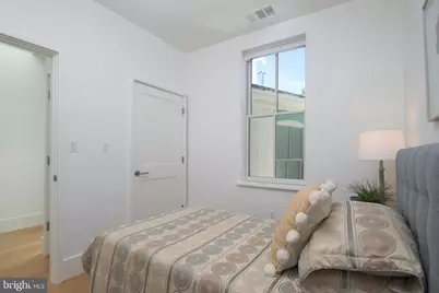 638 North Carolina Avenue SE, Washington, DC 20003 - Photo 25
