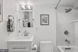 732 13th St SE, Washington, DC 20003 - Photo 15