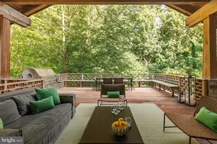 2155 Dunmore Ln NW, Washington, DC 20007 - Photo 5