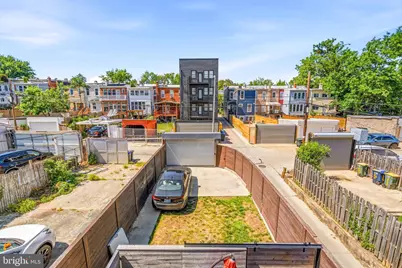 615 Irving Street NW #2, Washington, DC 20010 - Photo 33