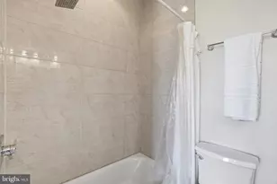 220 P St NW, Washington, DC 20001 - Photo 25