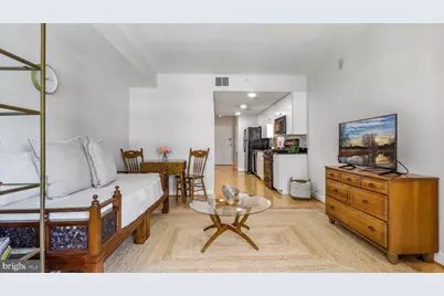 1117 10th Street NW #505, Washington, DC 20001 - Photo 5