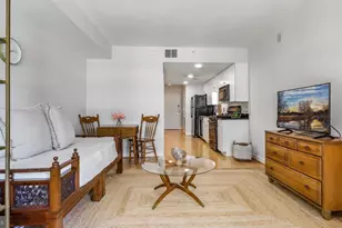 1117 10th St NW, Washington, DC 20001 - Photo 5
