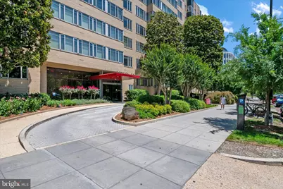 1711 Massachusetts Avenue NW #632, Washington, DC 20036 - Photo 3