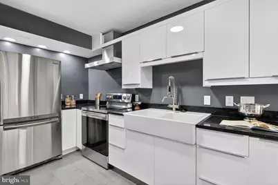 1015 33rd Street NW #409, Washington, DC 20007 - Photo 5