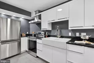 1015 33rd Street NW, Washington, DC 20007 - Photo 5