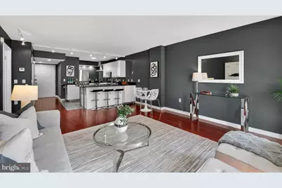 1015 33rd Street NW #409, Washington, DC 20007 - Photo 3