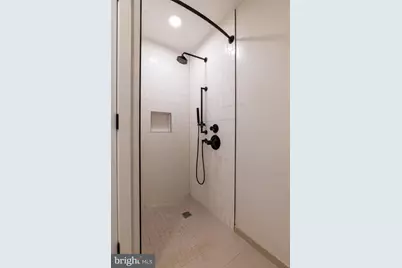 1211 Van Street SE #1112, Washington, DC 20003 - Photo 11