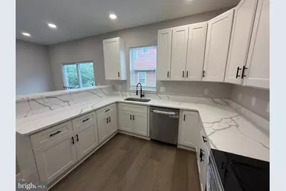 5002 Kimi Gray Court SE, Washington, DC 20019 - Photo 11