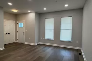 5002 Kimi Gray Ct SE, Washington, DC 20019 - Photo 3