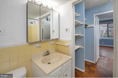 1330 New Hampshire Avenue NW #902, Washington, DC 20036 - Photo 9