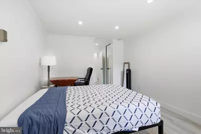 730 24th Street NW #309, Washington, DC 20037 - Photo 9