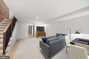 1324 35th St NW, Washington, DC 20007 - Photo 23