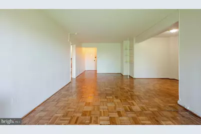 3901 Tunlaw Road NW #705, Washington, DC 20007 - Photo 3