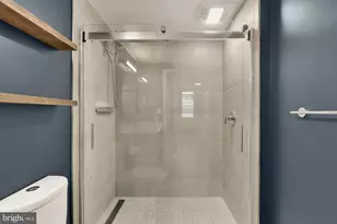 37 L St SE, Washington, DC 20003 - Photo 23