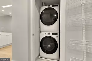 37 L St SE, Washington, DC 20003 - Photo 29