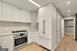 37 L St SE, Washington, DC 20003 - Photo 13