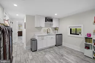 1305 Independence Ave SE, Washington, DC 20003 - Photo 33