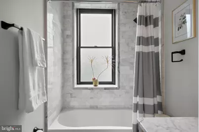 1305 Independence Avenue SE, Washington, DC 20003 - Photo 29