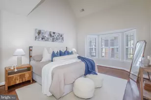 815 G St SW, Washington, DC 20024 - Photo 19