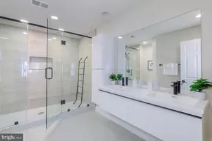 815 G St SW, Washington, DC 20024 - Photo 21