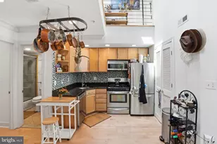 6 Rhode Island Ave NW, Washington, DC 20001 - Photo 5