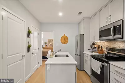 332 11th Street SE, Washington, DC 20003 - Photo 17