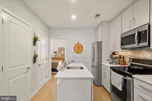 332 11th St SE, Washington, DC 20003 - Photo 17