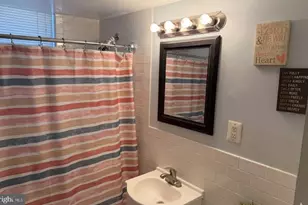 212 Oakwood St SE, Washington, DC 20032 - Photo 7