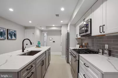 1310 Vermont Avenue NW #2, Washington, DC 20005 - Photo 5