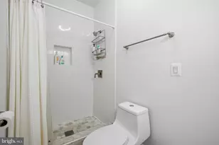 35 T St NW, Washington, DC 20001 - Photo 21