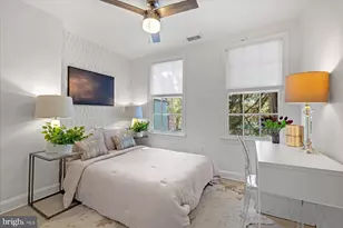 1062 Thomas Jefferson St NW, Washington, DC 20007 - Photo 37