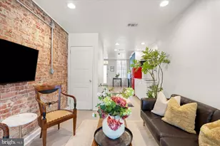 1062 Thomas Jefferson St NW, Washington, DC 20007 - Photo 19